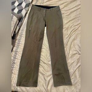 Title Nine Clamber Olive Green Hiking Pants Size 2